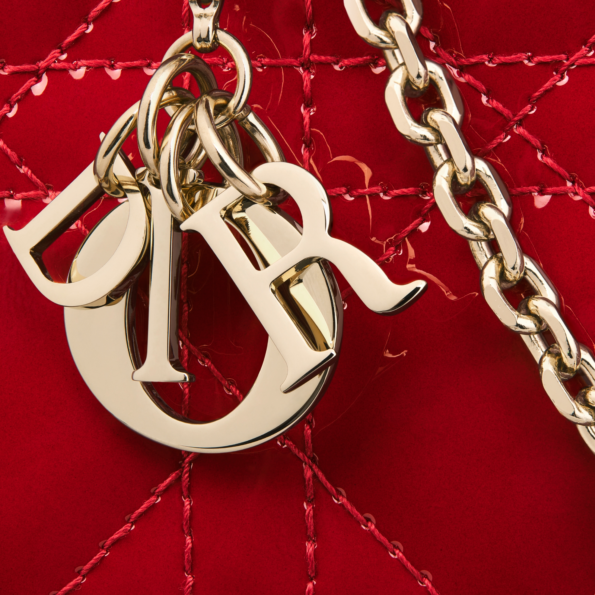 Lady Dior Call'in Dior 手机袋 樱桃红色漆皮牛皮革藤格纹 E09