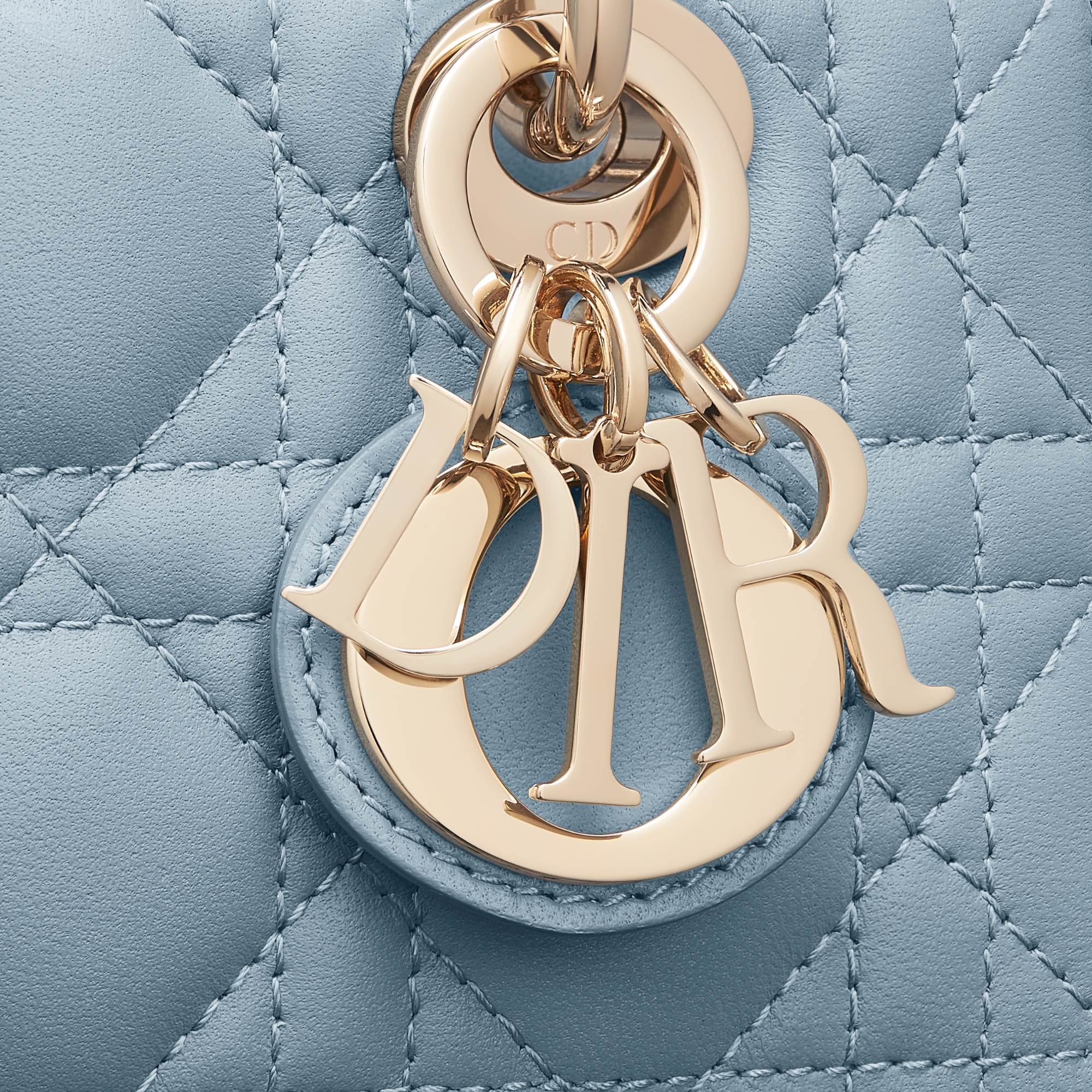 Lady D-Joy 超迷你手袋 云雾蓝羊皮革藤格纹 E09