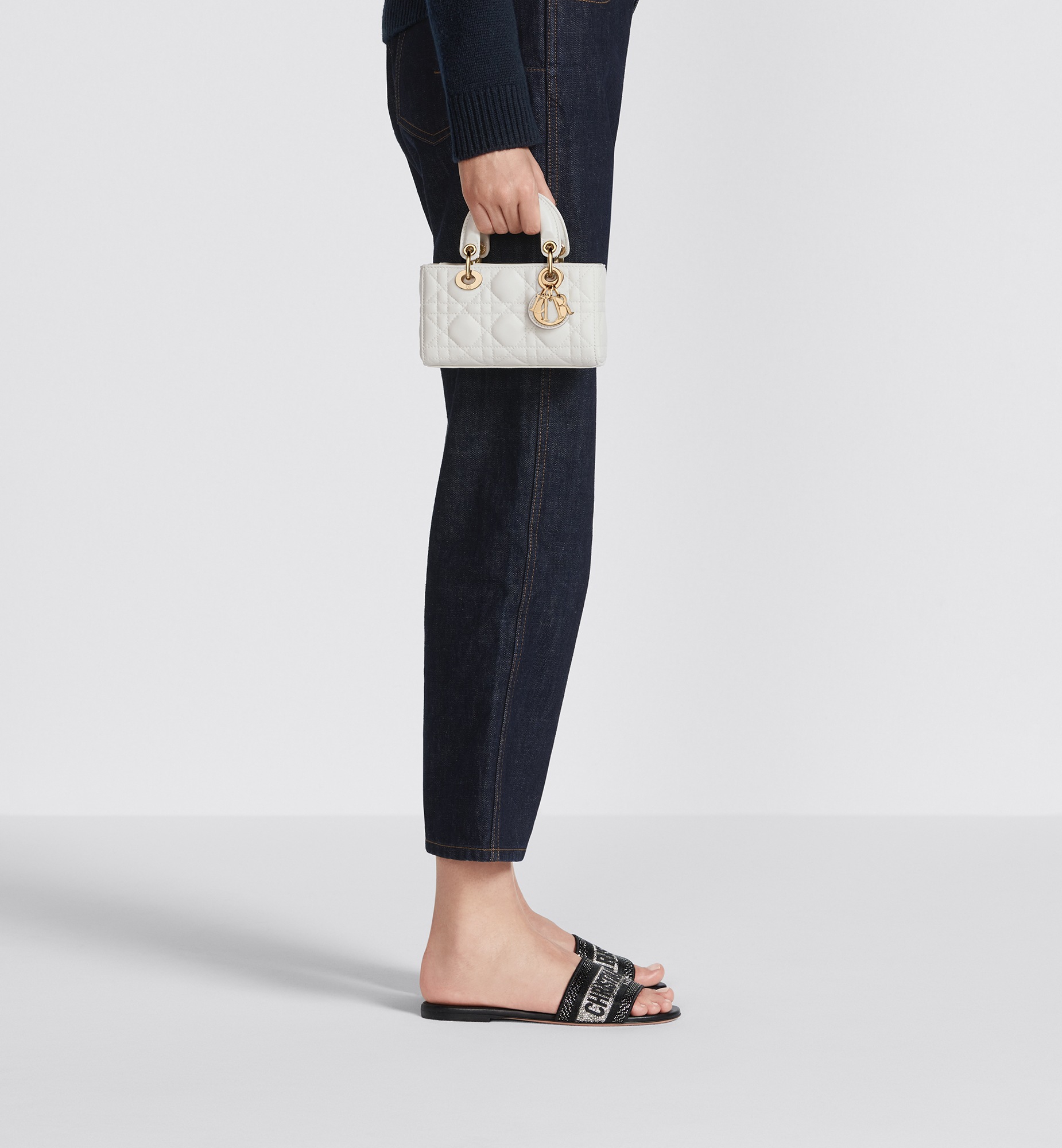 Lady D-Joy 超迷你手袋 奶白色漆皮牛皮革藤格纹 E12