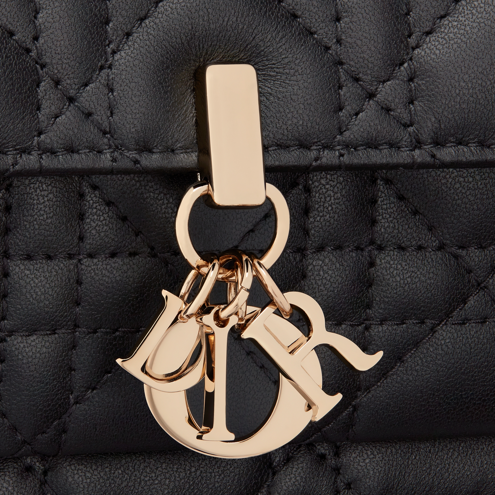 My Dior Daily 链条手袋 黑色羊皮革藤格纹 E09