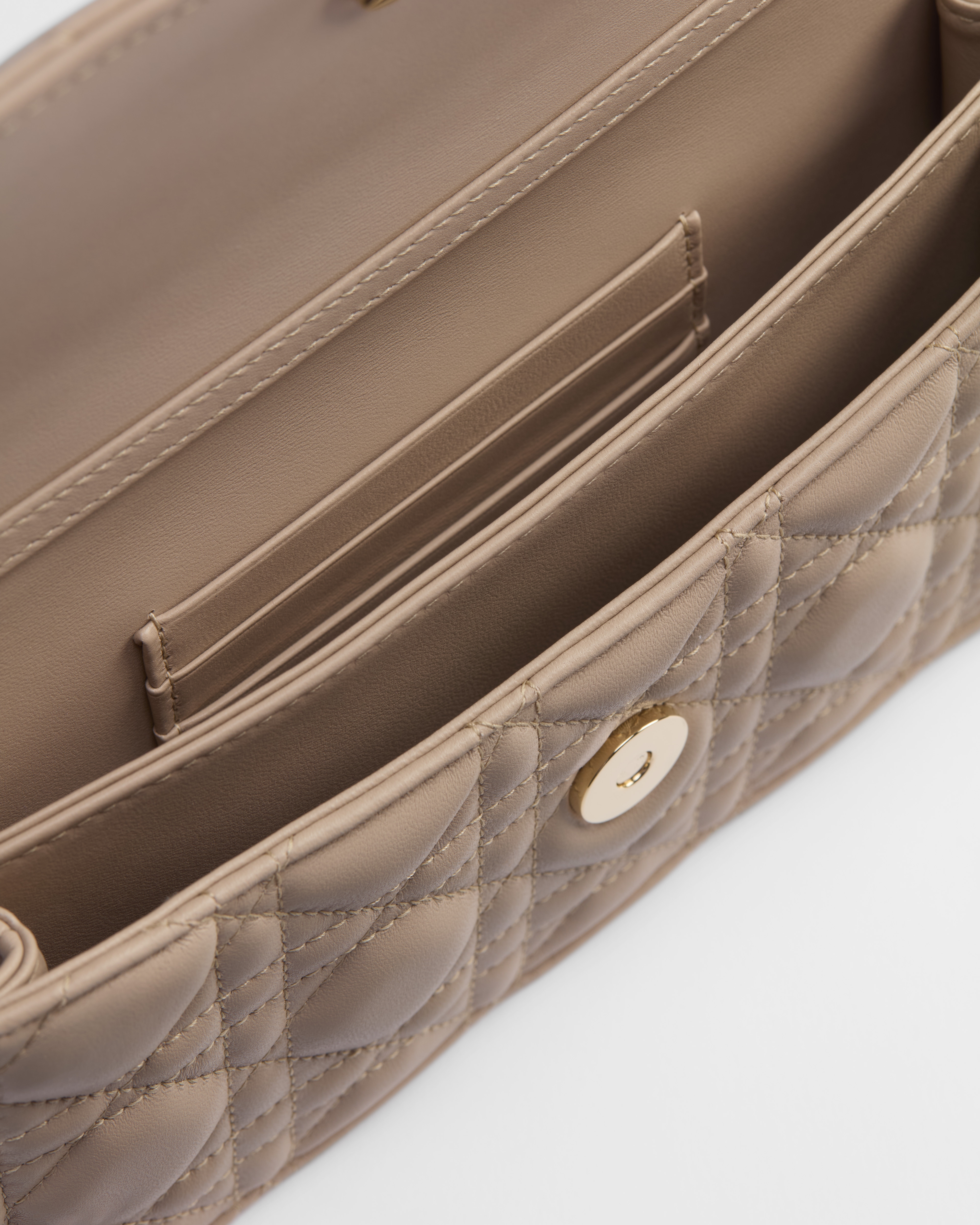 My Dior 迷你链条手袋 胭脂米色羊皮革藤格纹 E06