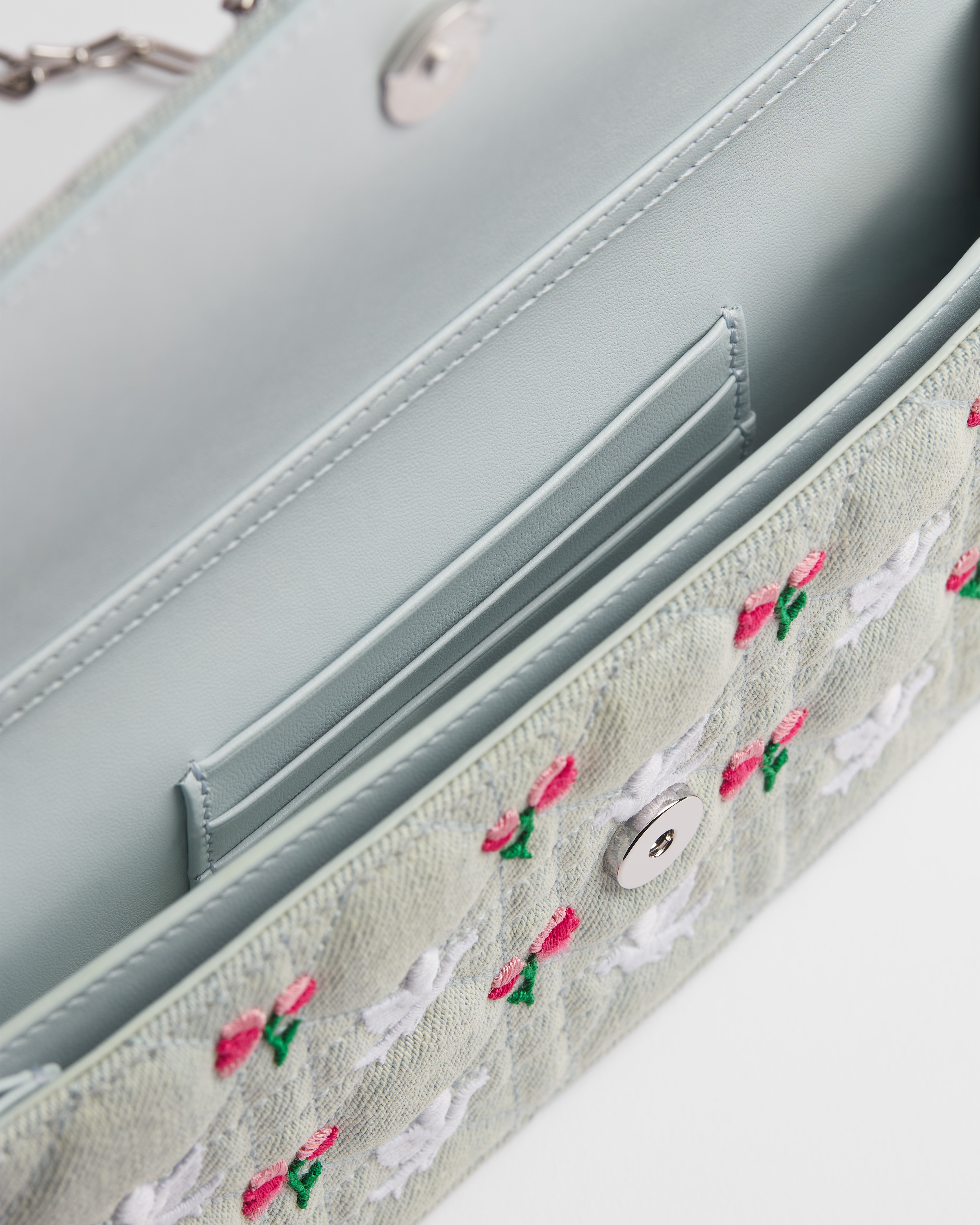 Dioramour My Dior 迷你链条手袋 蓝色牛仔面料藤格纹多色 Doves & Roses 图案刺绣 E06