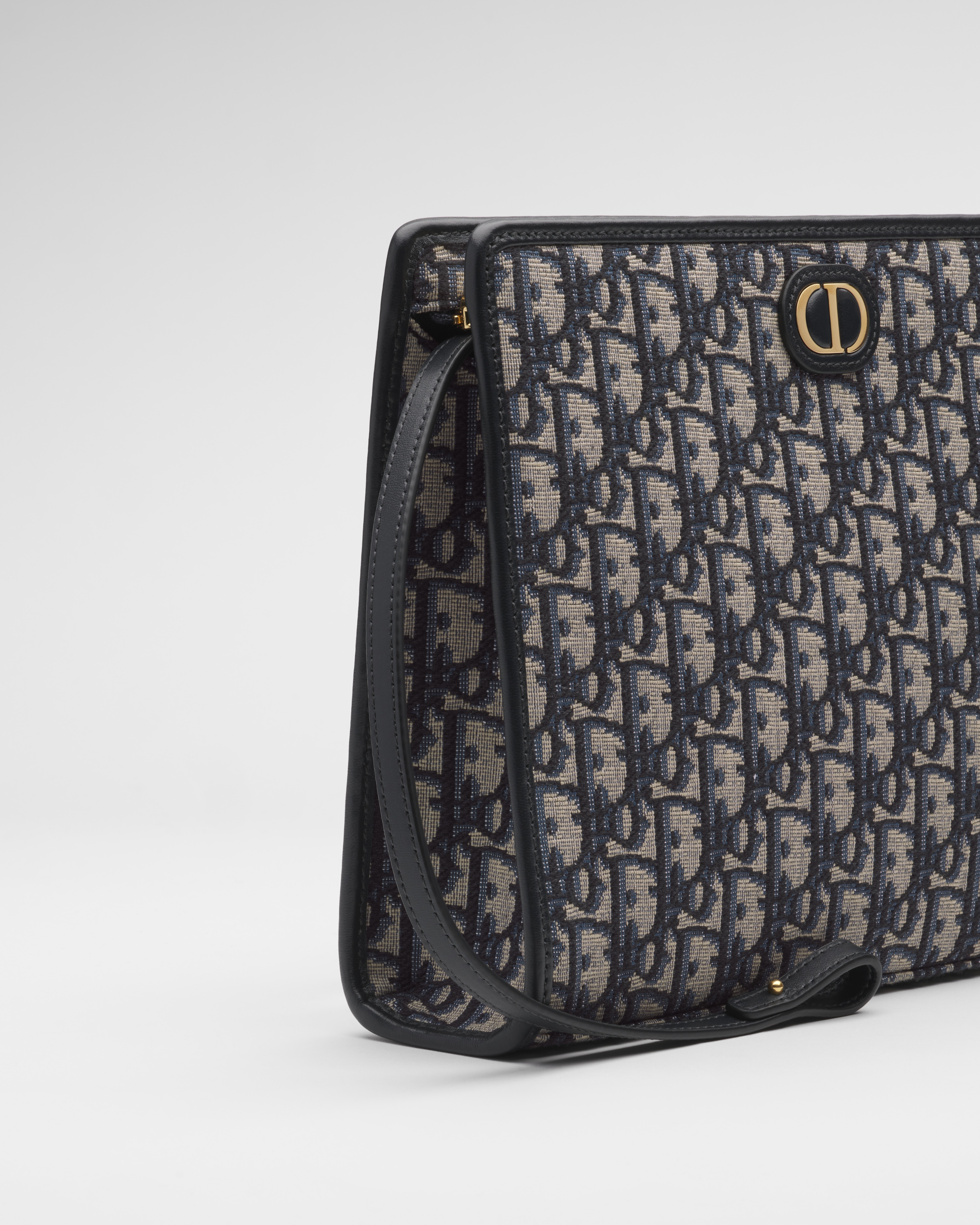 30 Montaigne Dea 手拿包 蓝色 Oblique 印花面料 E06