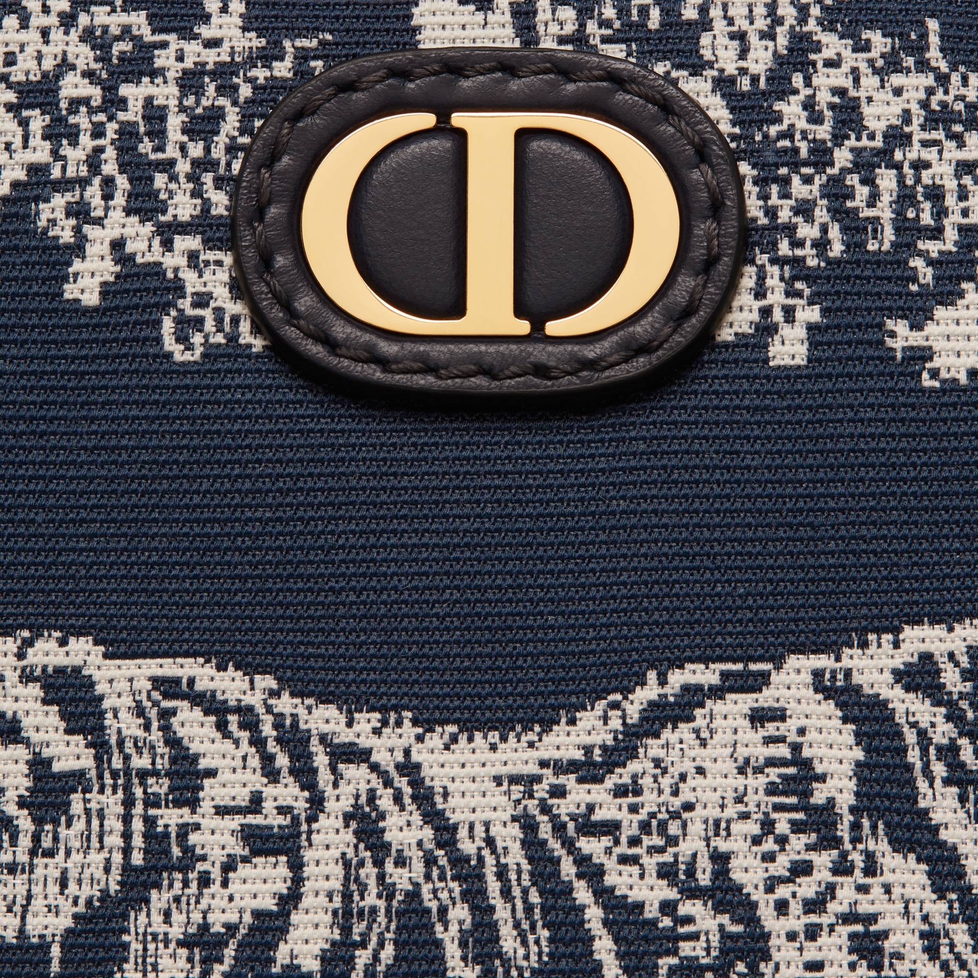 30 Montaigne Aphrodite 手拿包 蓝色提花面料 Reverse 茹伊印花图案 E09