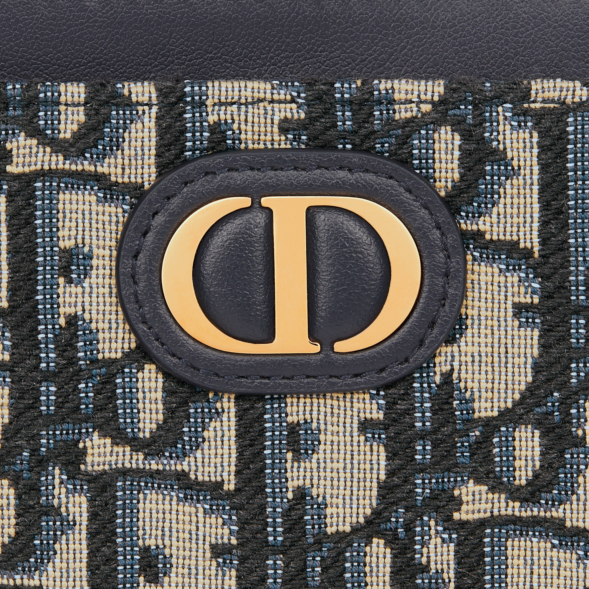 30 Montaigne Lavender 钱包 蓝色 Oblique 印花面料 E09