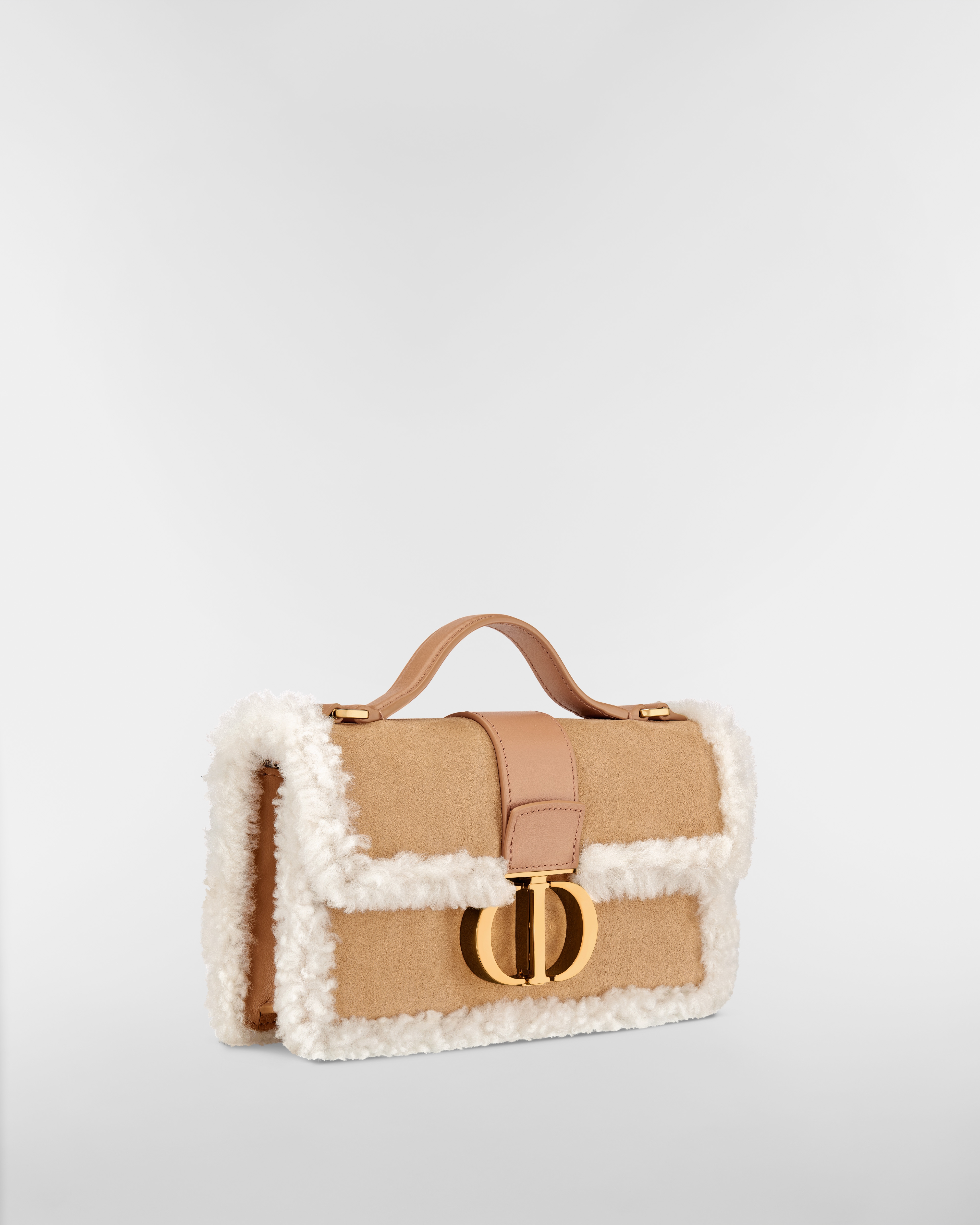 DiorAlps Miss Montaigne 迷你链条手袋 米色绒面牛皮革和米白色绵羊毛 E03