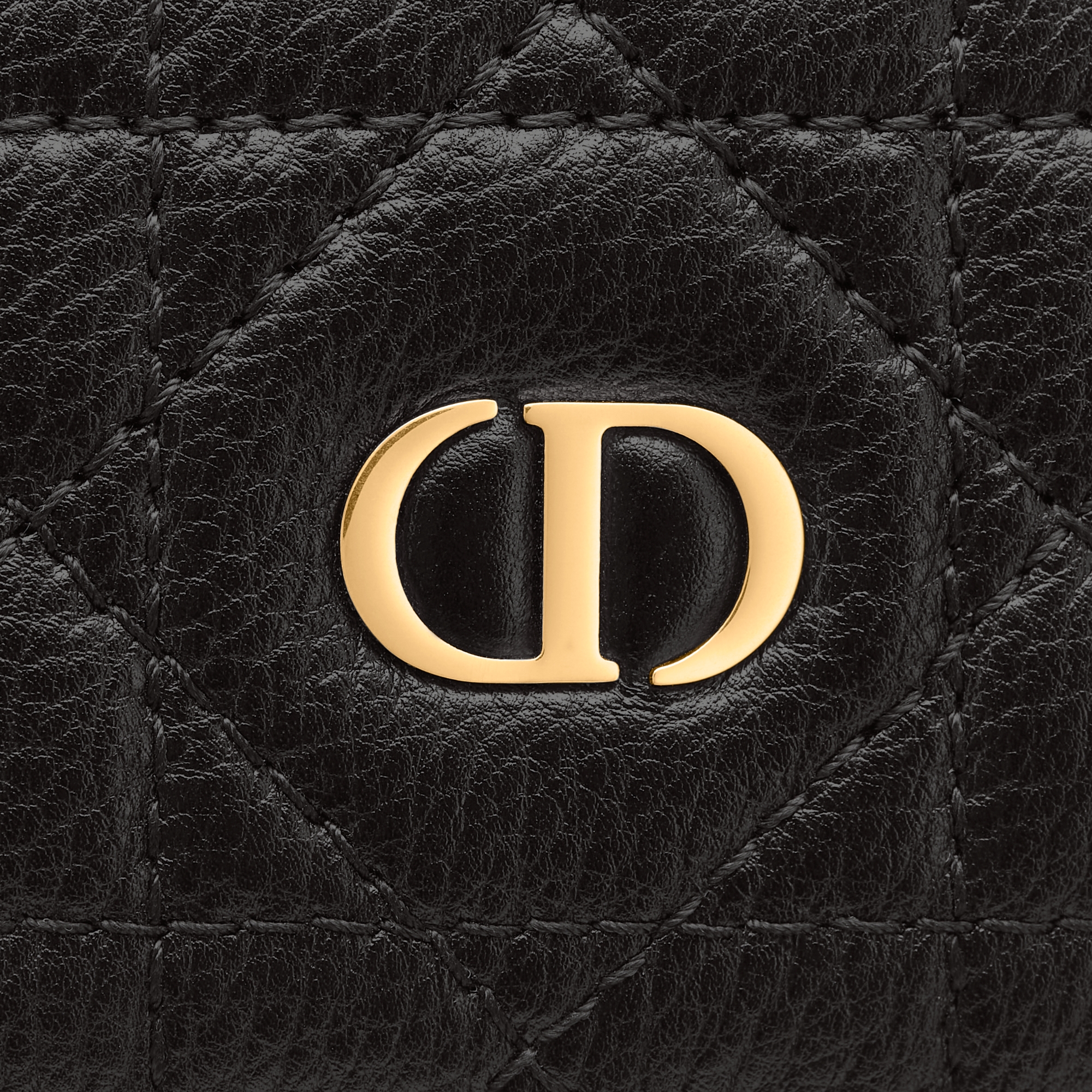 Dior Caro Freesia 卡夹 黑色柔软牛皮革藤格纹 E09