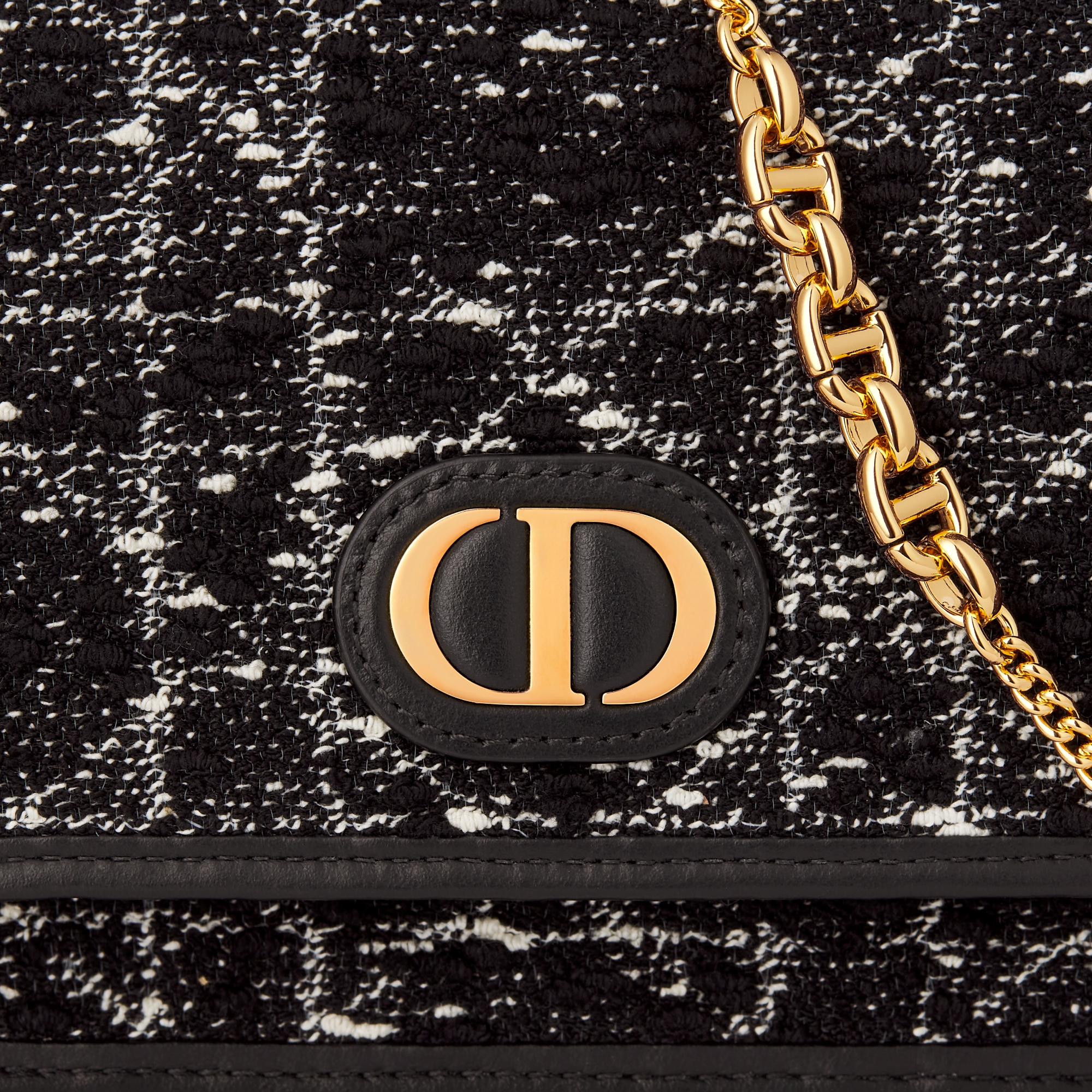 Dior Caro 链条手袋 黑色粗花呢白色藤格纹图案 E09