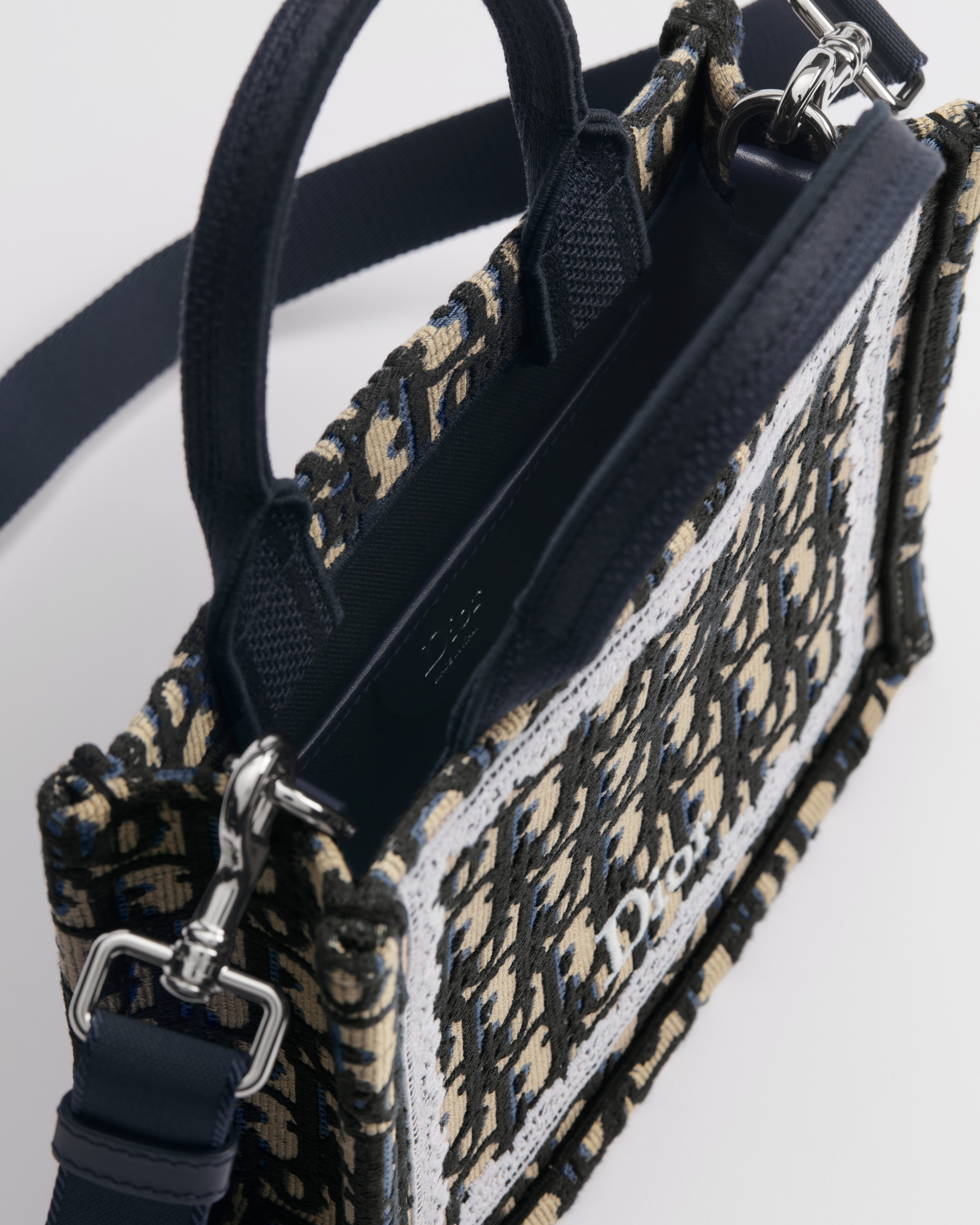 迷你 Book Tote 手袋（附肩带） 蓝色 Oblique 印花面料和白色蕾丝（21 x 16 x 6.5 厘米） E06