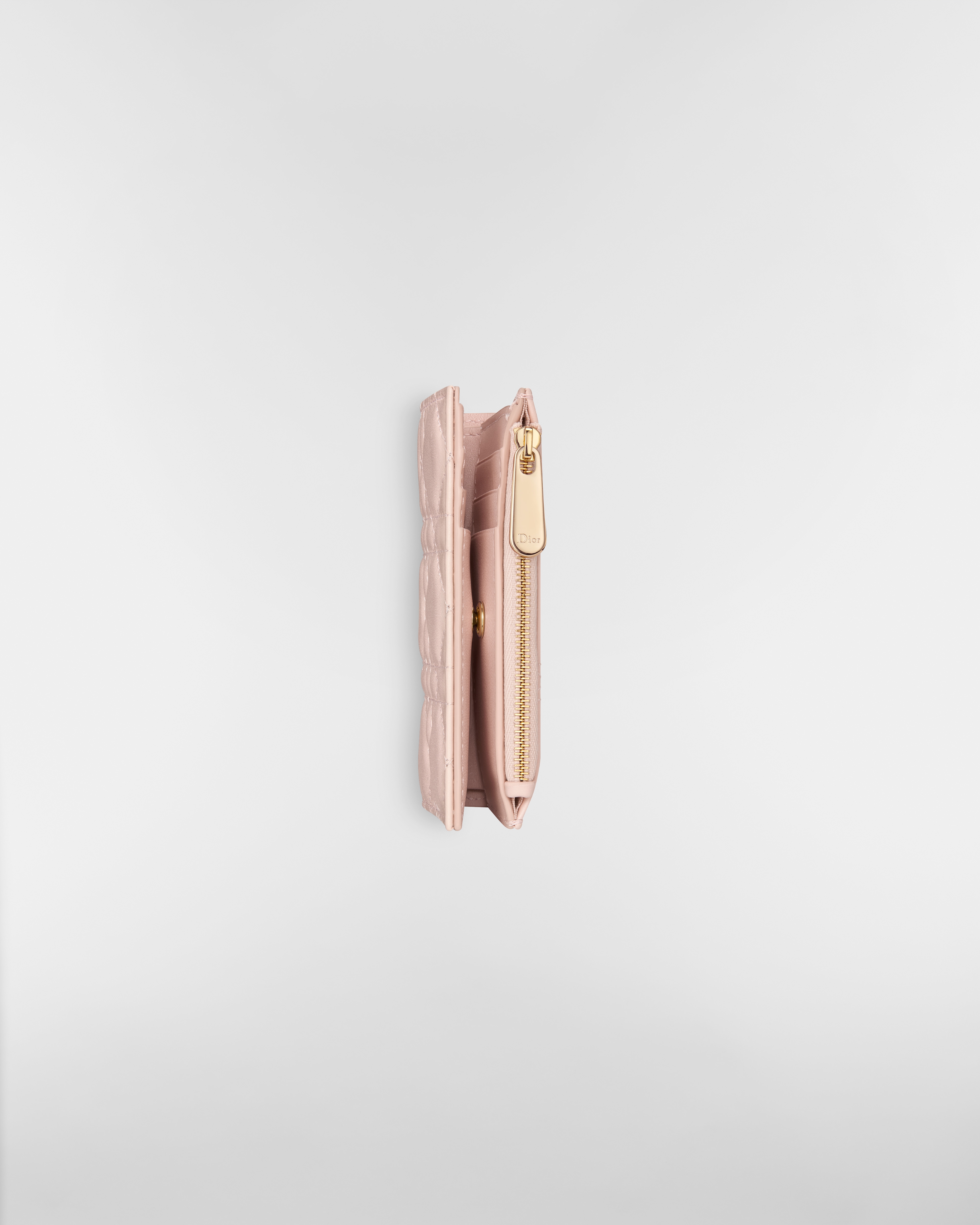 Lady Dior Dahlia 钱包 胭脂粉色羊皮革藤格纹 E06