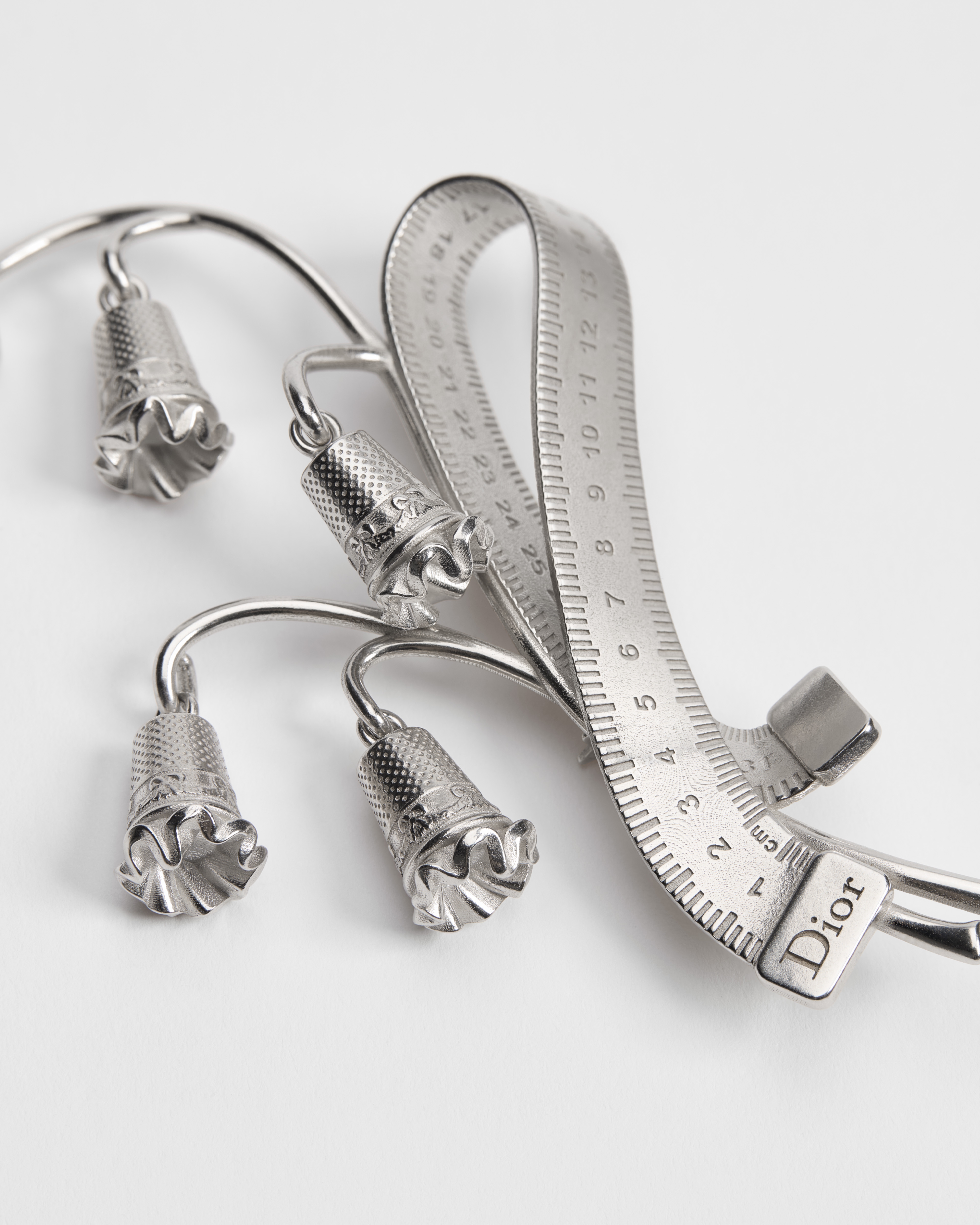 Dior Couture Charms 铃兰胸针 银质 E09